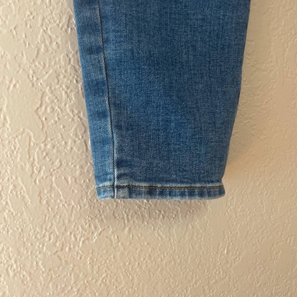 Talbots Slim Ankle Jeans in Rockaway Wash - Picture 6 of 9